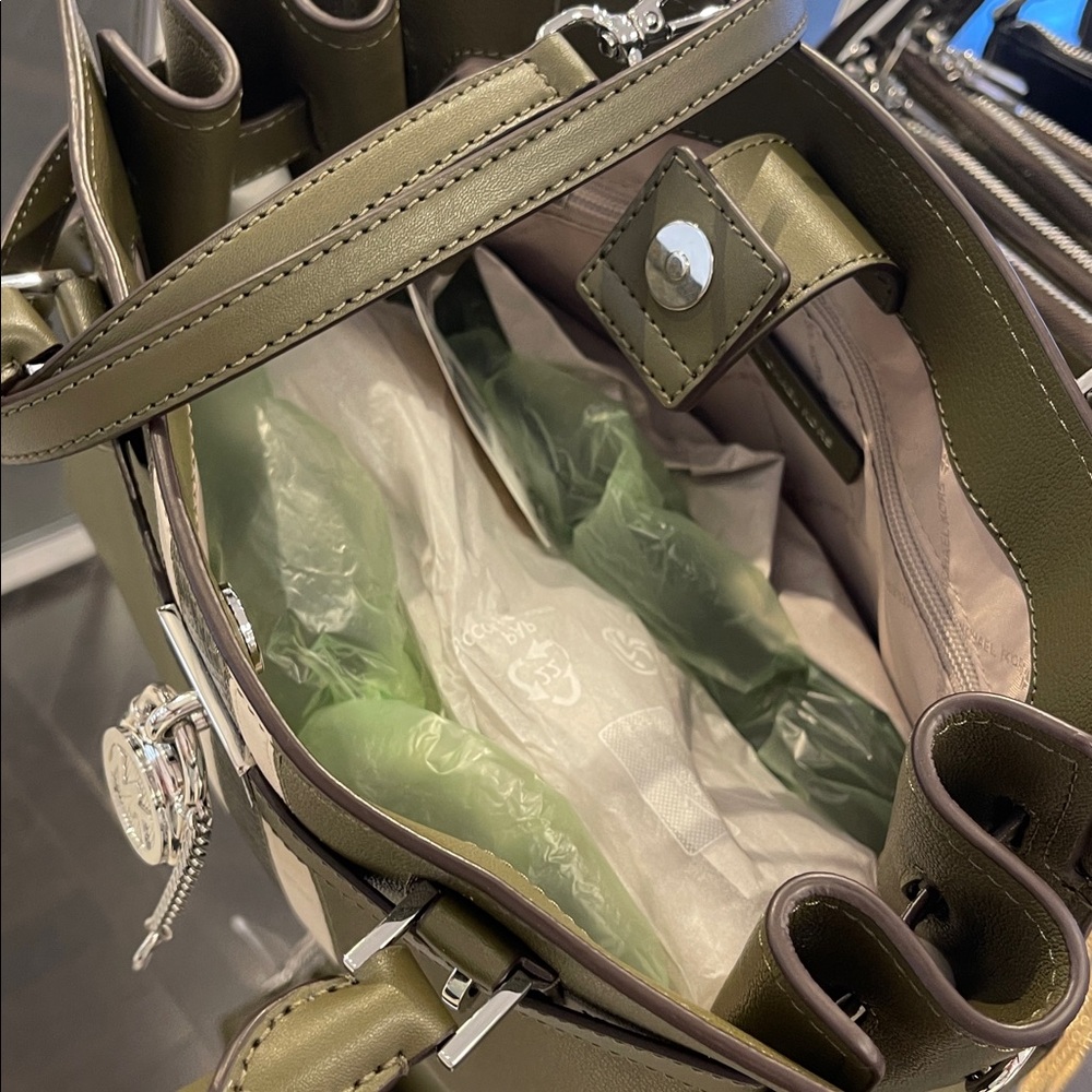MICHAEL KORS Hamilton Md Leather and Snake Embossed Stripe Satchel
Olive 
NWT - Picture 9 of 16